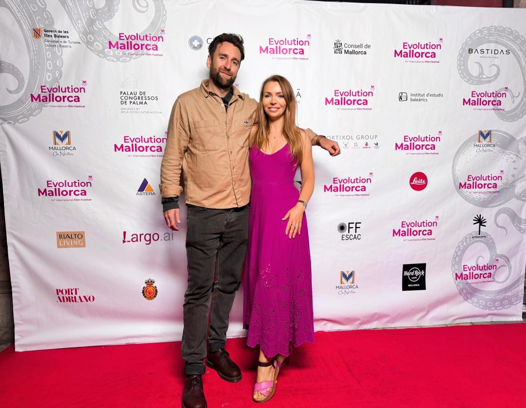 a0ae3b5c-f37f-4088-b710-8d45f884814d